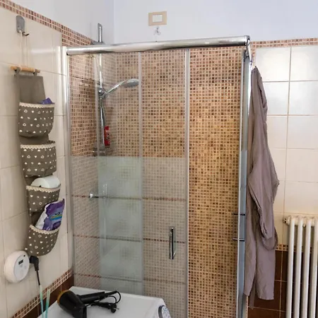 Al Borgo Di Cristina&stefano Oltretorrente Universita', Ospedale Maggiore Apartment